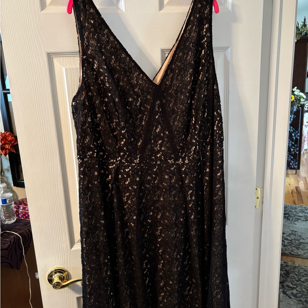 Sleeveless black lace knitted dress size women’s 22